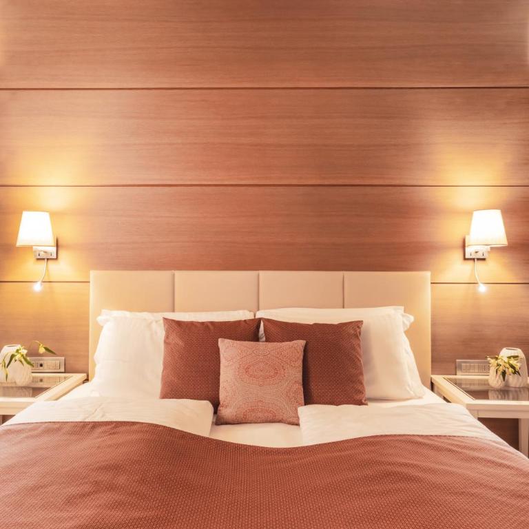 Art & Design Hotel Napura - Suite King Deluxe - 3