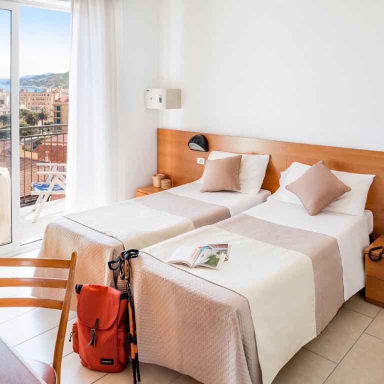 Hotel Europa - Camera Doppia con Letti Singoli con Vista Mare - 1