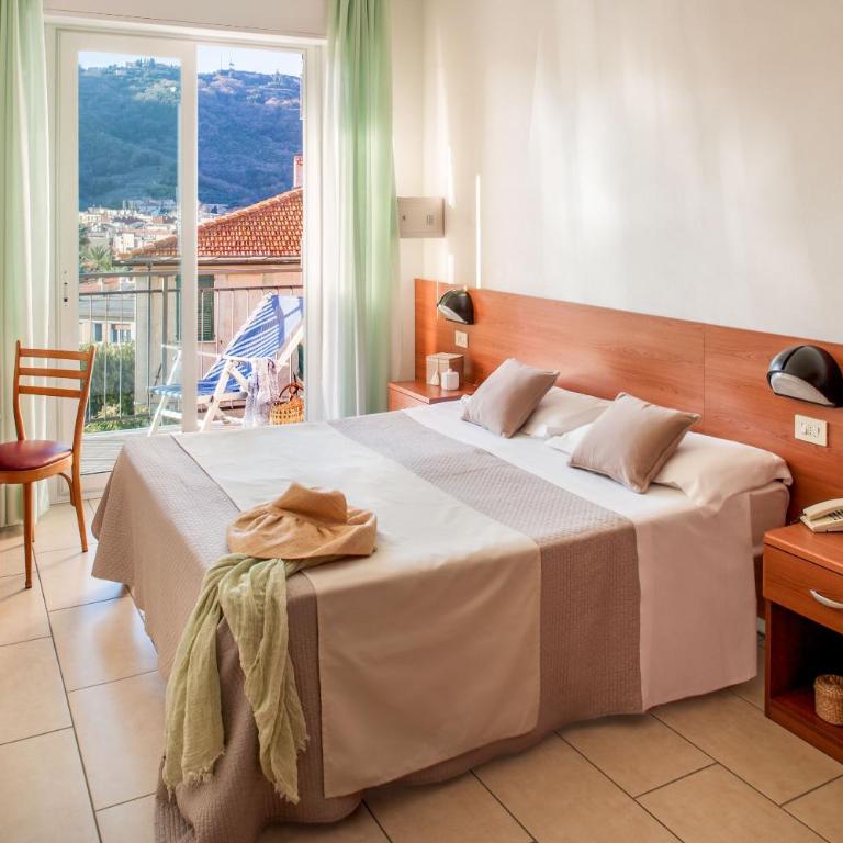 Hotel Europa - Camera Matrimoniale con Balcone - 1