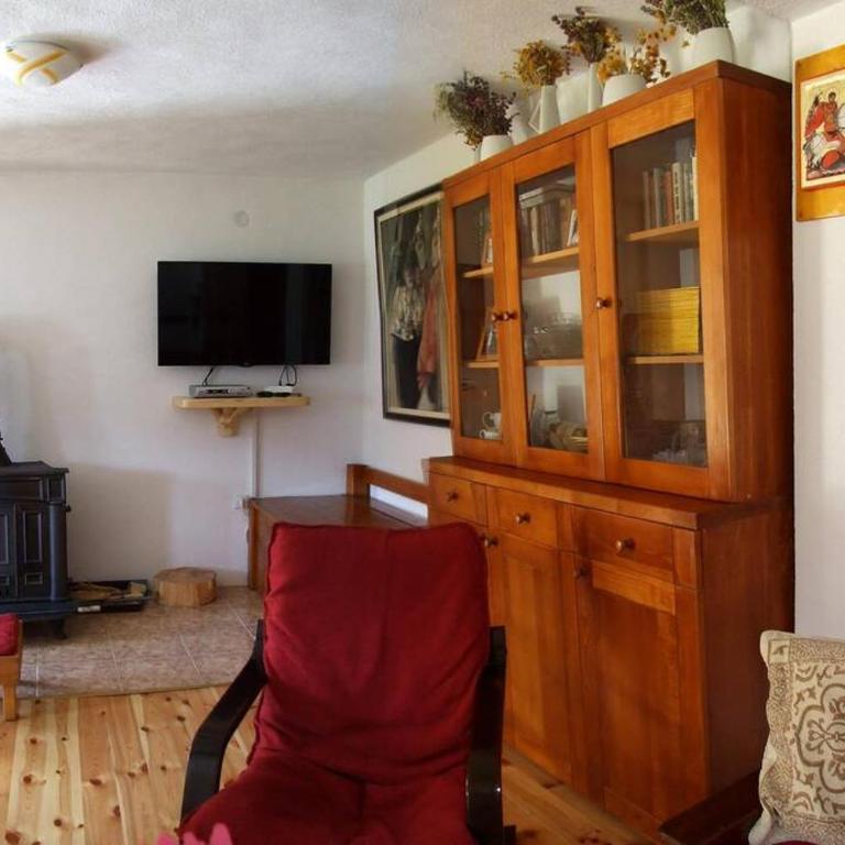 Spectacular LakeView House - Three-Bedroom Chalet - 9