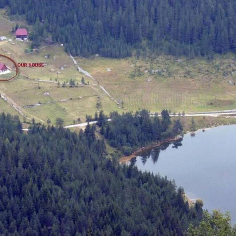 Spectacular LakeView House - Three-Bedroom Chalet - 3