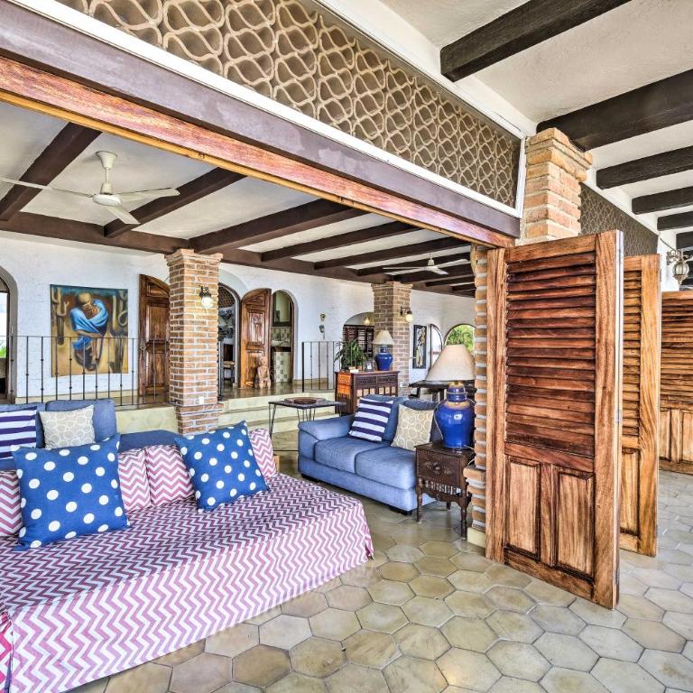 Mid-Century Modern Condo w/ Patio & Ocean Views! - Apartamento - 6