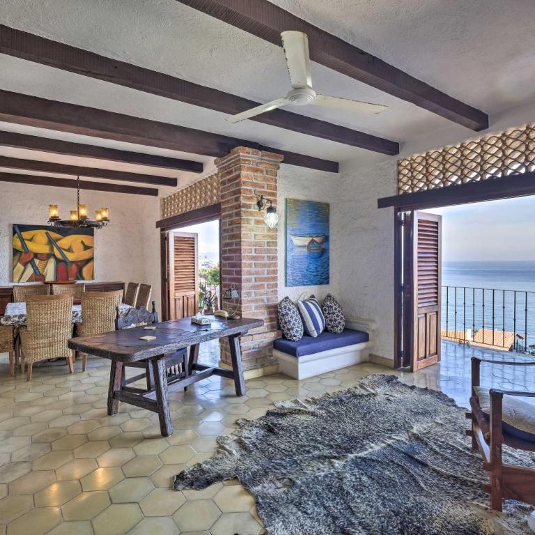 Mid-Century Modern Condo w/ Patio & Ocean Views! - Apartamento - 9