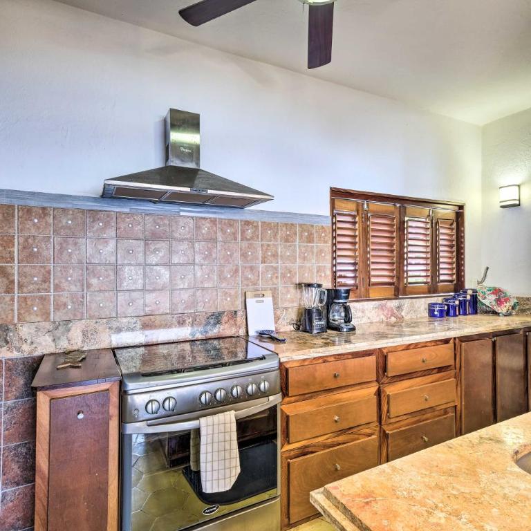 Mid-Century Modern Condo w/ Patio & Ocean Views! - Apartamento - 15