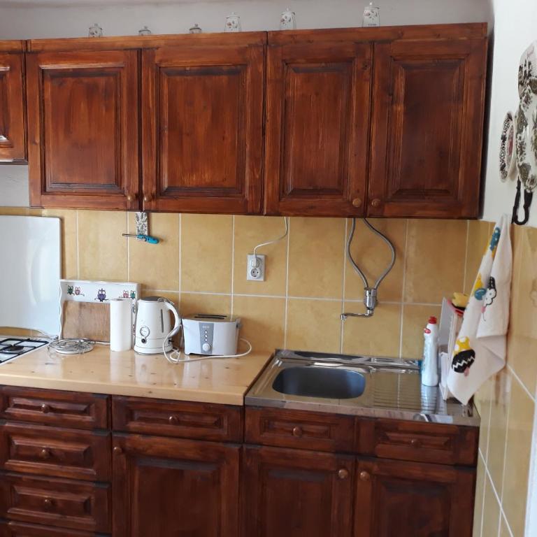 Spectacular LakeView House - Three-Bedroom Chalet - 8