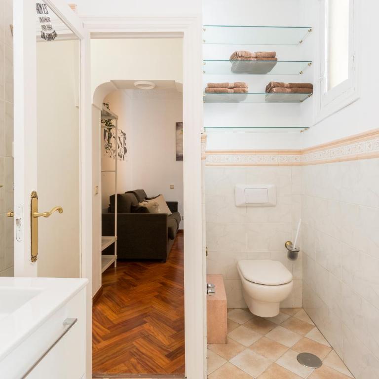 vip LETRAS, by MONARO - Apartment with Balcony - 35