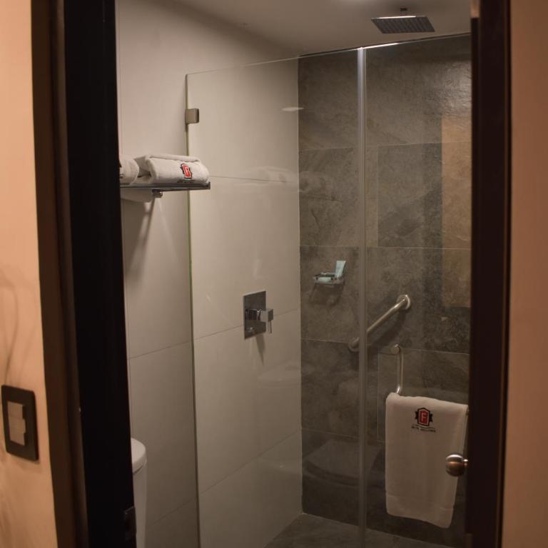 Hotel Frontiere Tijuana - Superior King Room - 2