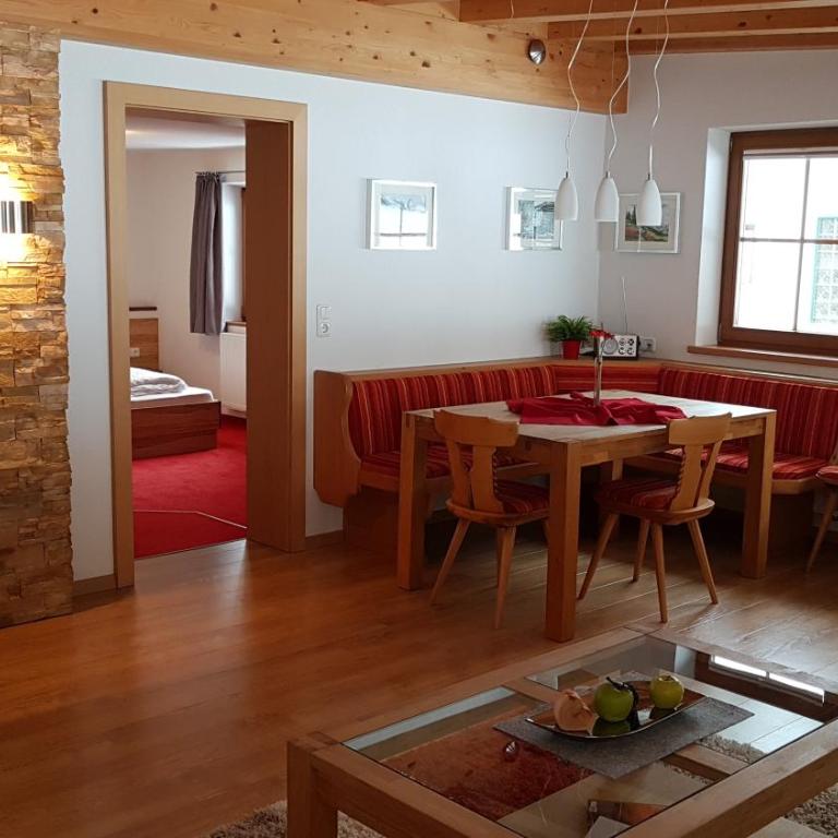 Landhaus Sonneck - Apartment mit 2 Schlafzimmern und Balkon - 3