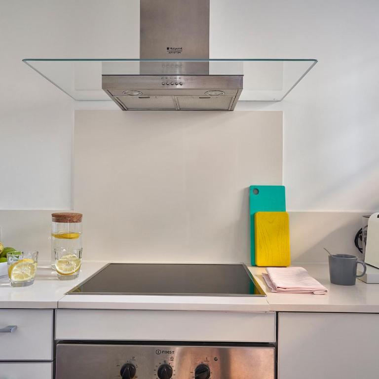 Lugaris Rambla Apartments - Apartamento Premium - 15