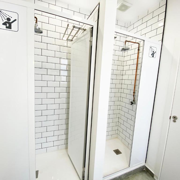 ECO Hostel - Single Bed in 14-Bed Dormitory Room - 17