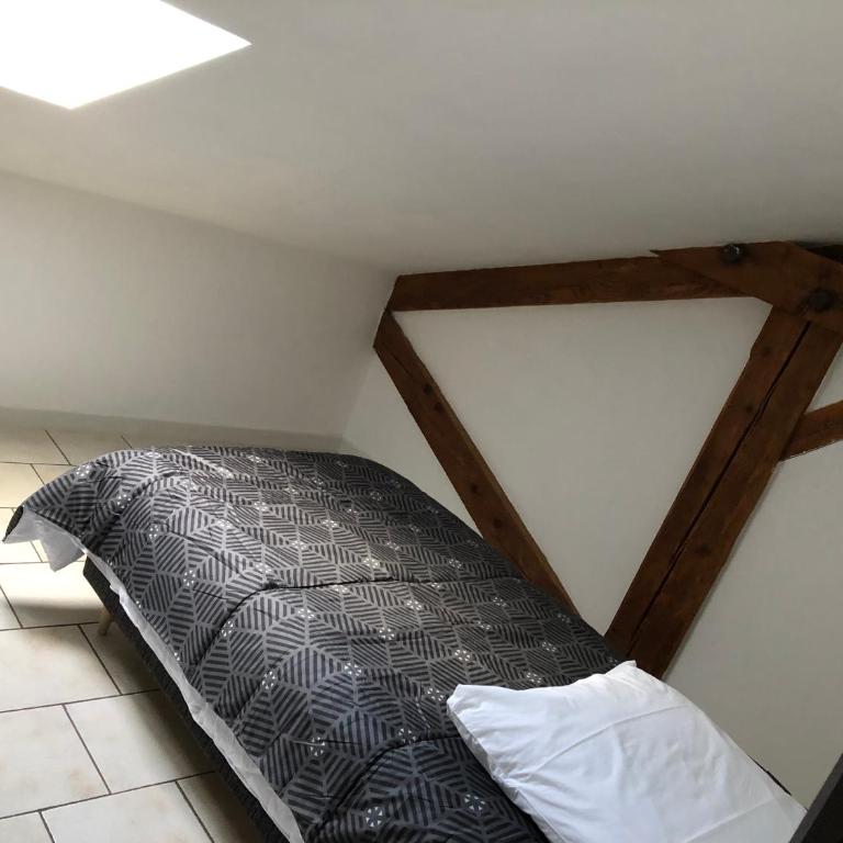 le verso - Three-Bedroom Apartment - 4