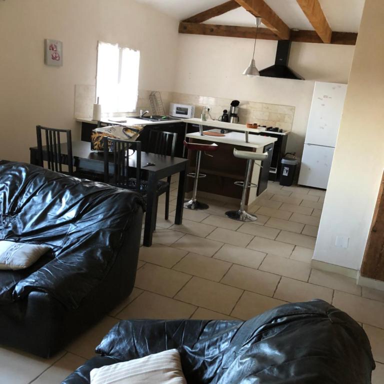 le verso - Three-Bedroom Apartment - 7
