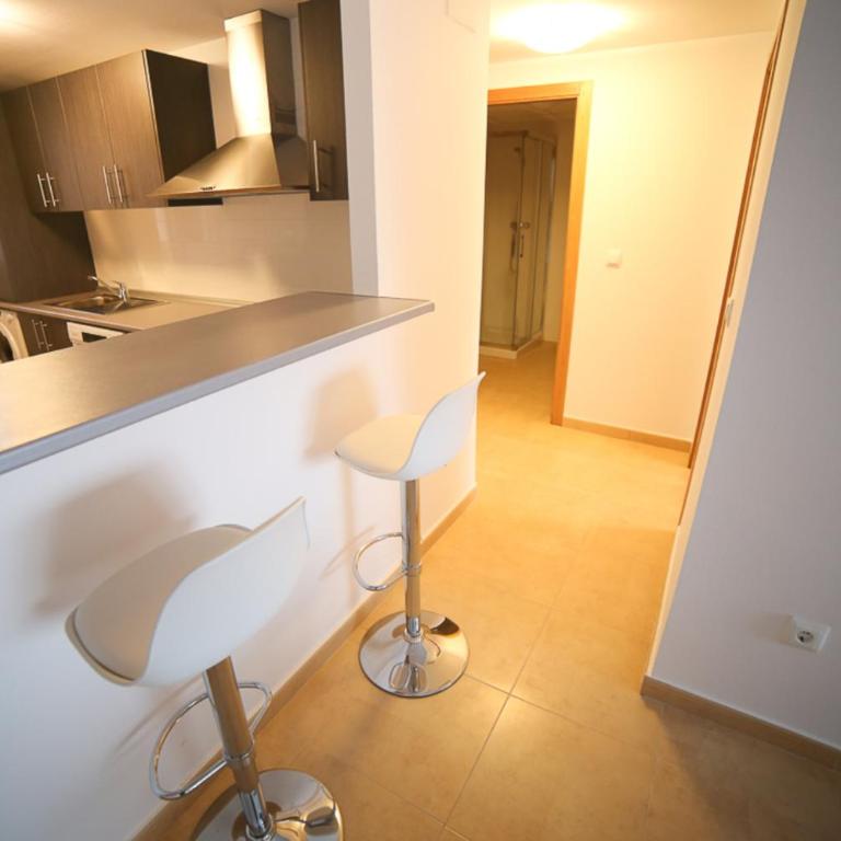 Apartment - Sleeps 4 - Pool - Terrace - Parking - Apartamento - 12
