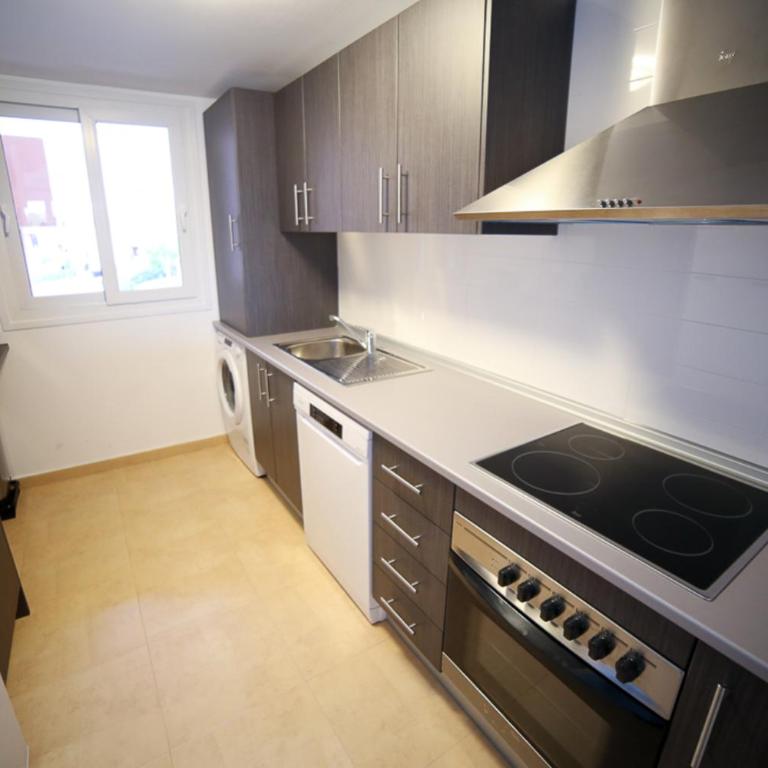 Apartment - Sleeps 4 - Pool - Terrace - Parking - Apartamento - 6