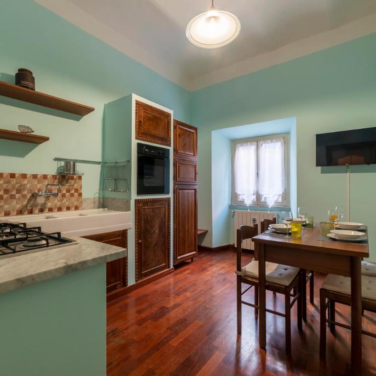 GuestHost - San Lorenzo Cozy and Comfortable Flat - Two-Bedroom Apartment - 3