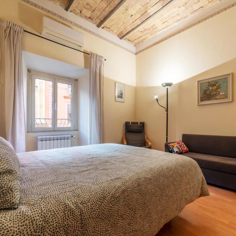 GuestHost - San Lorenzo Cozy and Comfortable Flat - Two-Bedroom Apartment - 10