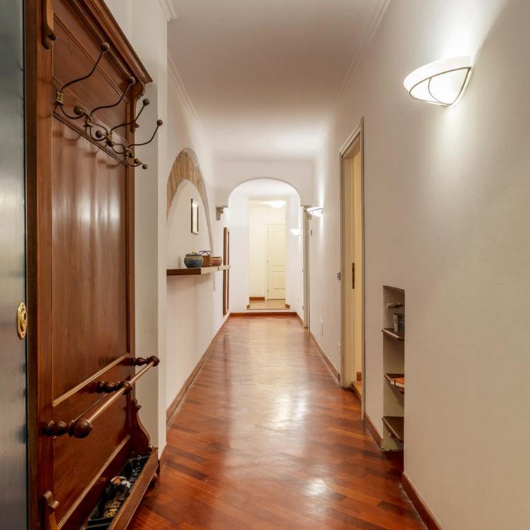 GuestHost - San Lorenzo Cozy and Comfortable Flat - Two-Bedroom Apartment - 4