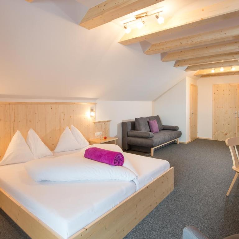 Hotel Haus Lungau - Doppelzimmer mit Balkon oder Terrasse - 2