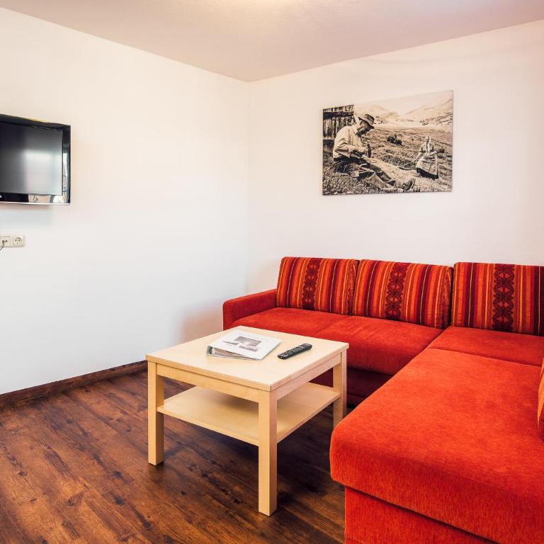 Apart-Hotel Reblaus - Apartamento con vistas a las montañas - 21