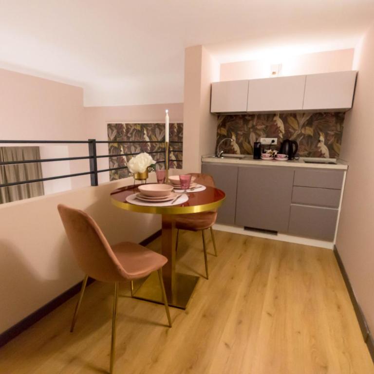 INTOMILAN Galleria Duomo I Boutique & Design Aparthotel - Deluxe Junior Suite - 6