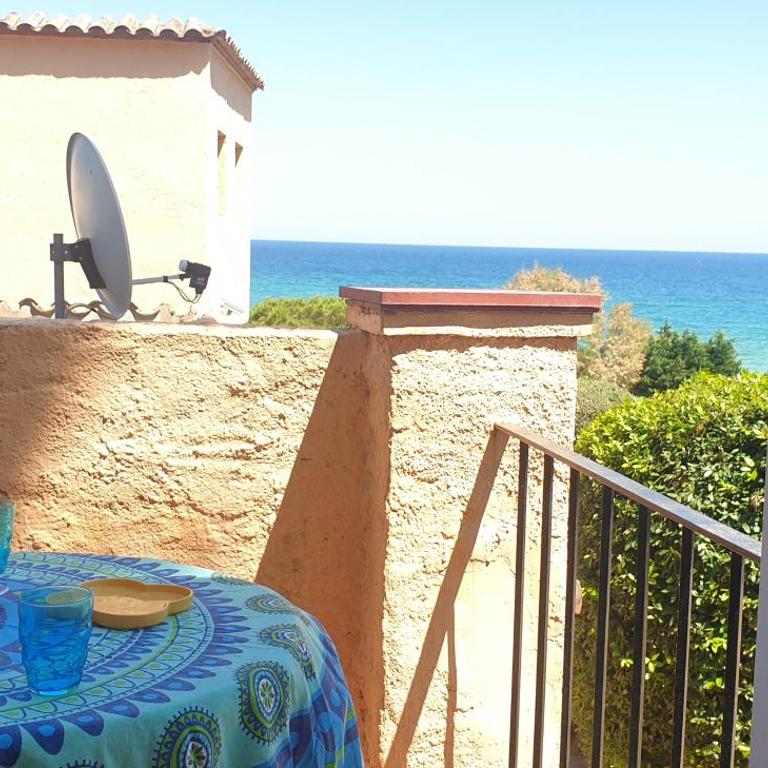 Casa con jardín a 30 metros de la playa. AT. - Casa de 4 dormitorios - 29