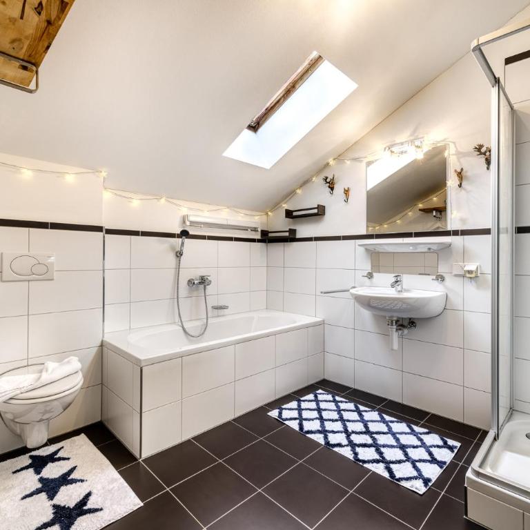 Haus Fellner by A-Appartments - Six-Bedroom House - 11