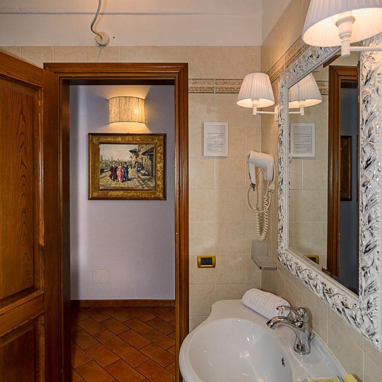 Rinascimento Bed & Breakfast - Deluxe Junior Suite - 10