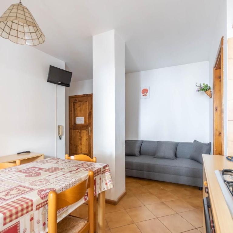 Casa Falcade - Appartamento con 1 Camera da Letto - 2