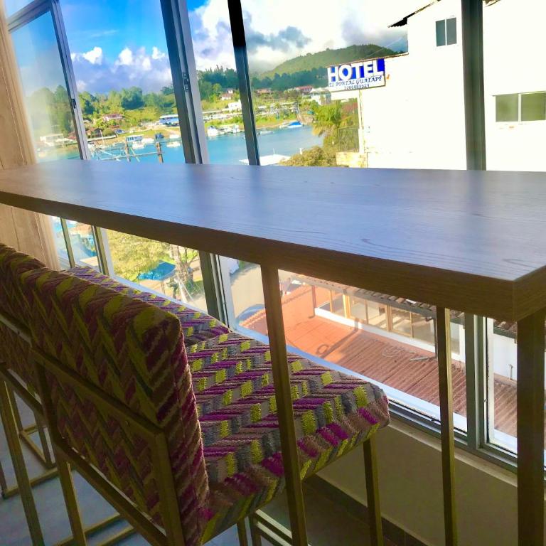 Aptos vista al Embalse, frente al lago, Restaurantes, Bares - Apartamento Superior - 7