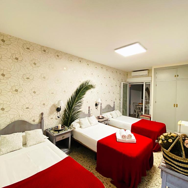 Hostal Azahara - Habitación Triple - 9