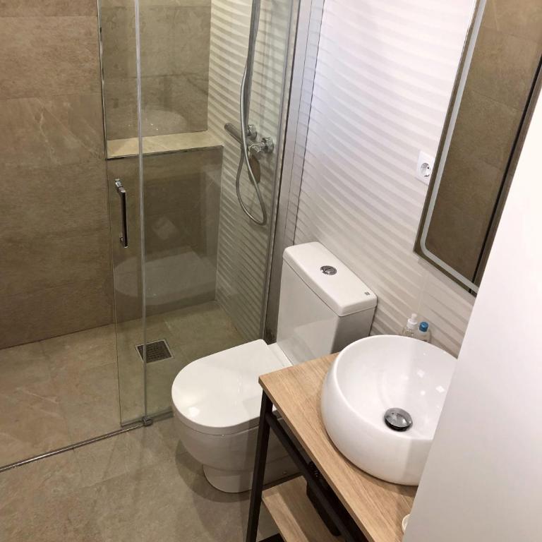 El Apartamento de Cristian 2 - Two-Bedroom Apartment - 16