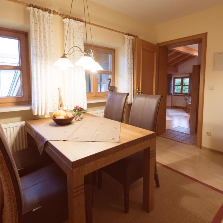 Haus Gstatter inkl. Chiemgaukarte - Apartment mit Balkon - 4