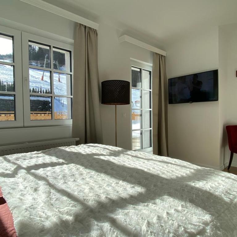 Hotel Sonnenalm Stuhleck - Doppelzimmer mit Balkon - 1