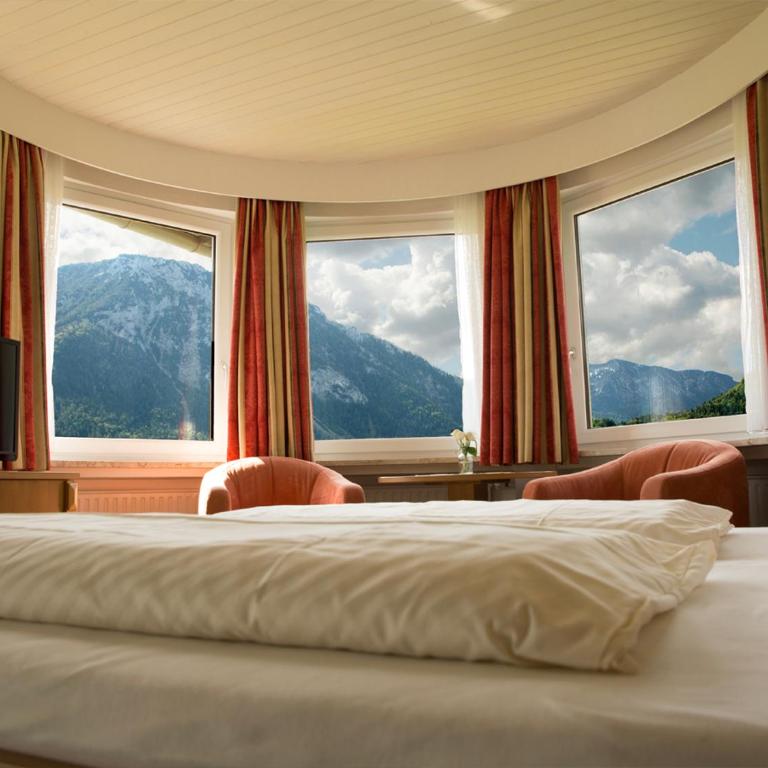 Haus Jäger Ferienwohnungen mit Indoor-Pool inkl. Chiemgaukarte - Apartment mit Gartenblick - 2
