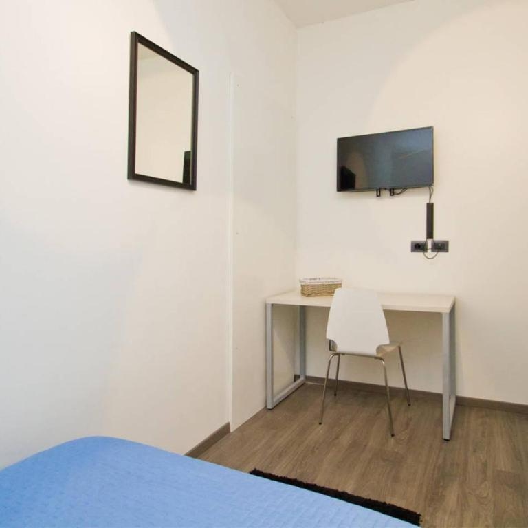 B&B Trieste Plus - Camera Singola con Bagno - 7