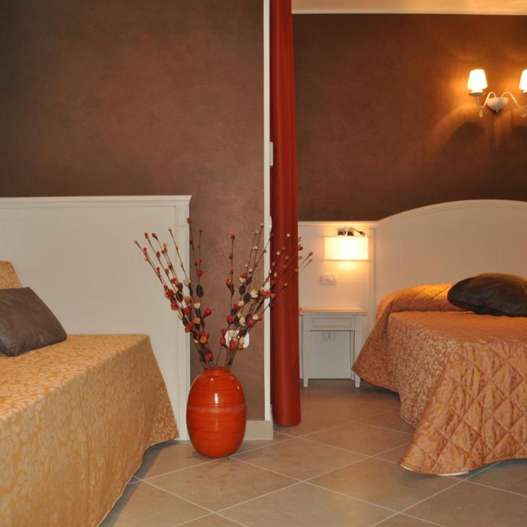 Hotel Centova - Camera Familiare - 12
