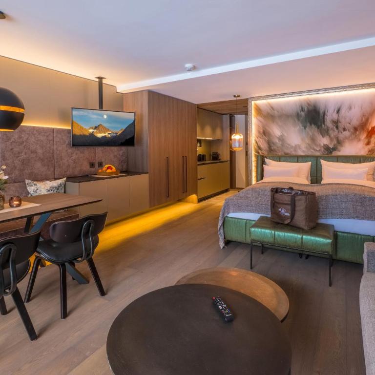 VIER Studios & Restaurant - Studio - 1