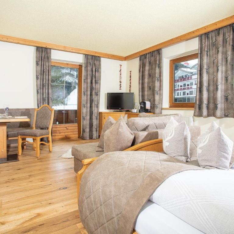 Appartement Frühstückspension Landhaus Karwendel - Doppelzimmer mit Balkon - 15