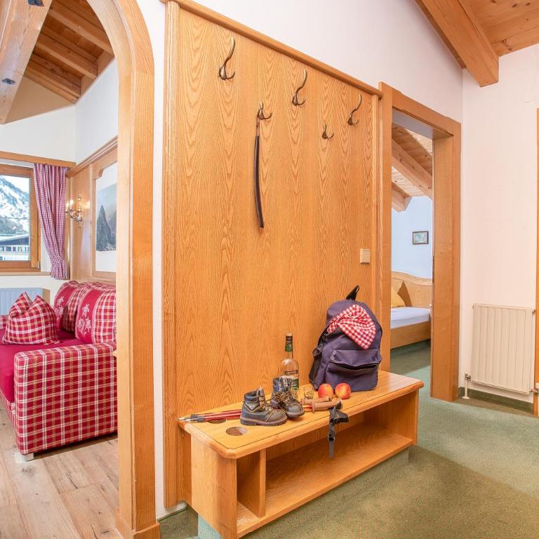 Appartement Frühstückspension Landhaus Karwendel - Apartment mit Blick auf die Berge - 11
