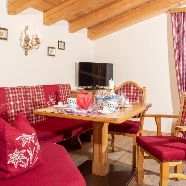 Appartement Frühstückspension Landhaus Karwendel - Apartment mit Blick auf die Berge - 8