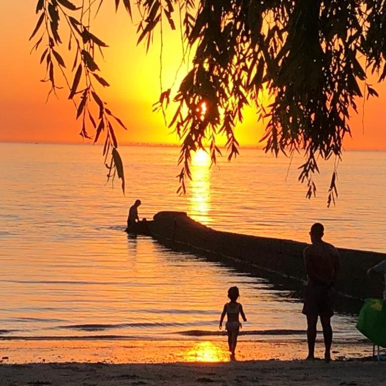 Apartamento con excelente ubicación y vista al Rio y hermosa piscina Climatizada súper disfrutable - One-Bedroom Apartment - 8