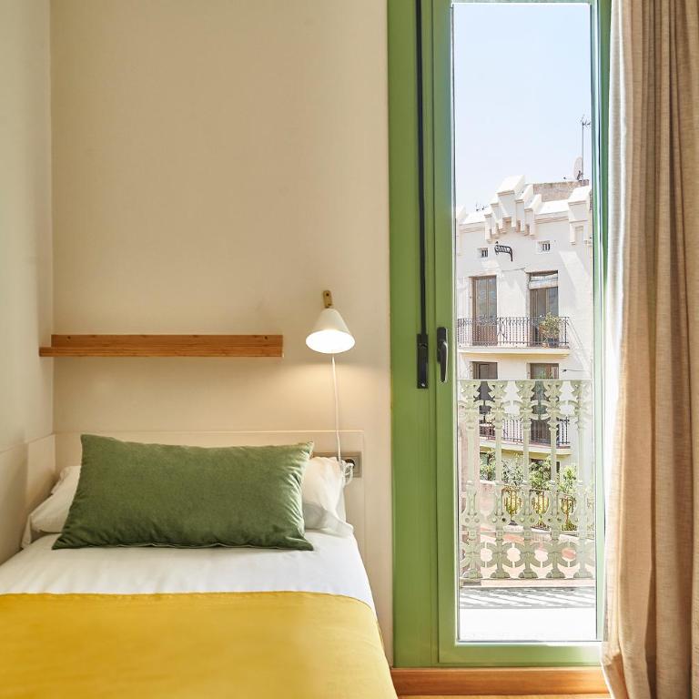 Barcelona Sants Station Apartments - Three-Bedroom Apartment - 5