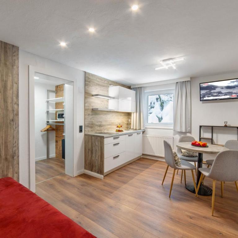 Boutique Hotel ANYBODY - Suite mit 2 Schlafzimmern - 1