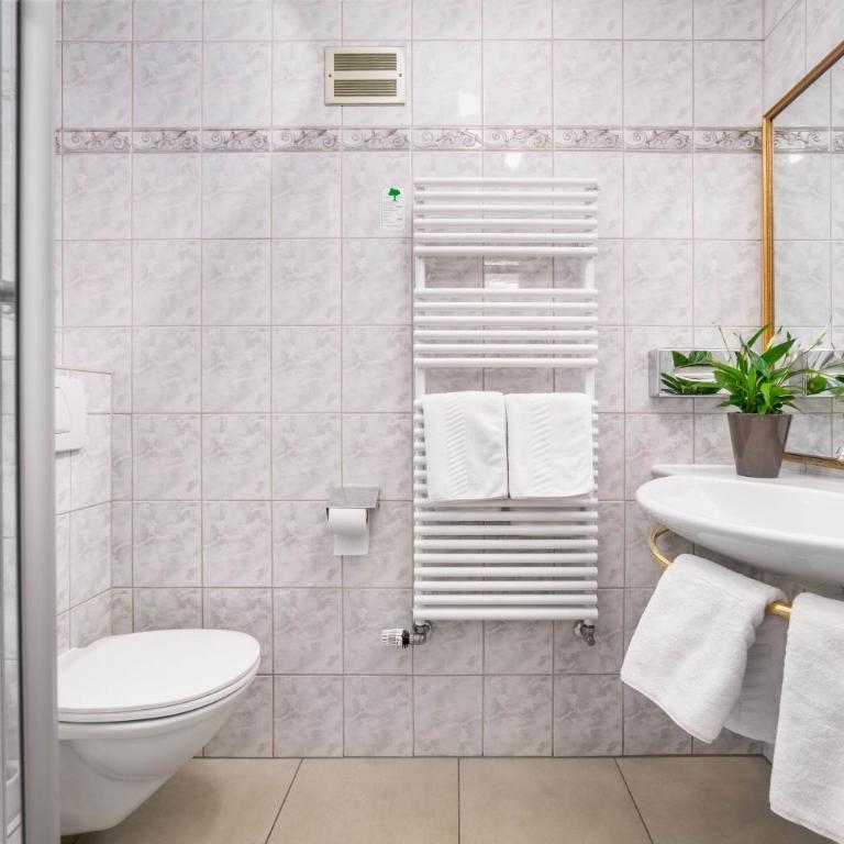 Boutique Hotel ANYBODY - Suite mit 2 Schlafzimmern - 3