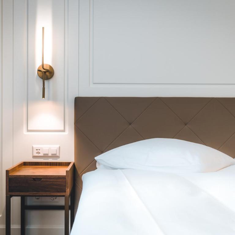 Hotel Reine Victoria - Boutique Deluxe Doppelzimmer - 1