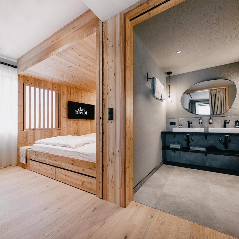 das bleibt Alpine Suites - Familienzimmer mit Bergblick - 16