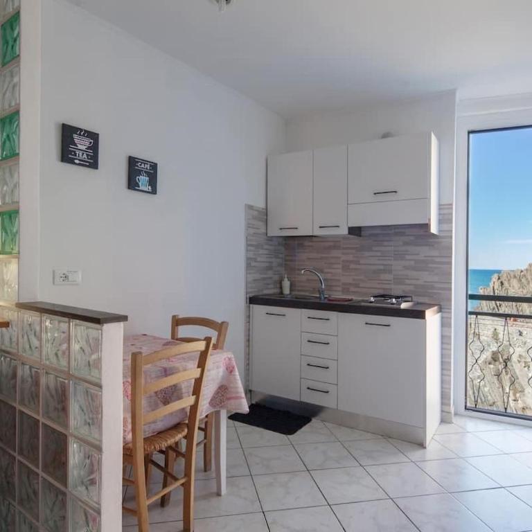 Giovanna dei Rocca - appartamento sul mare - Appartamento Monolocale con Vista Mare - 2