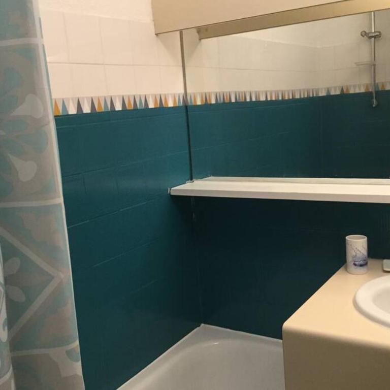 studio avec climatisation WIFI parking piscine - Appartement 2 Chambres - 19
