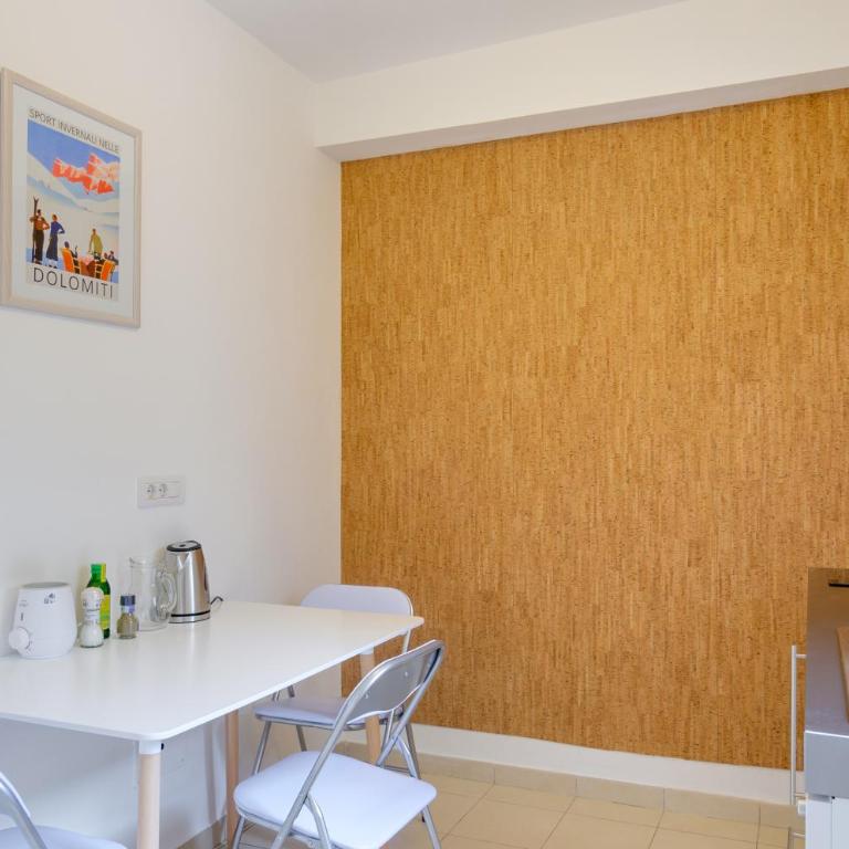 Peters Guest House - Apartment mit Terrasse - 12