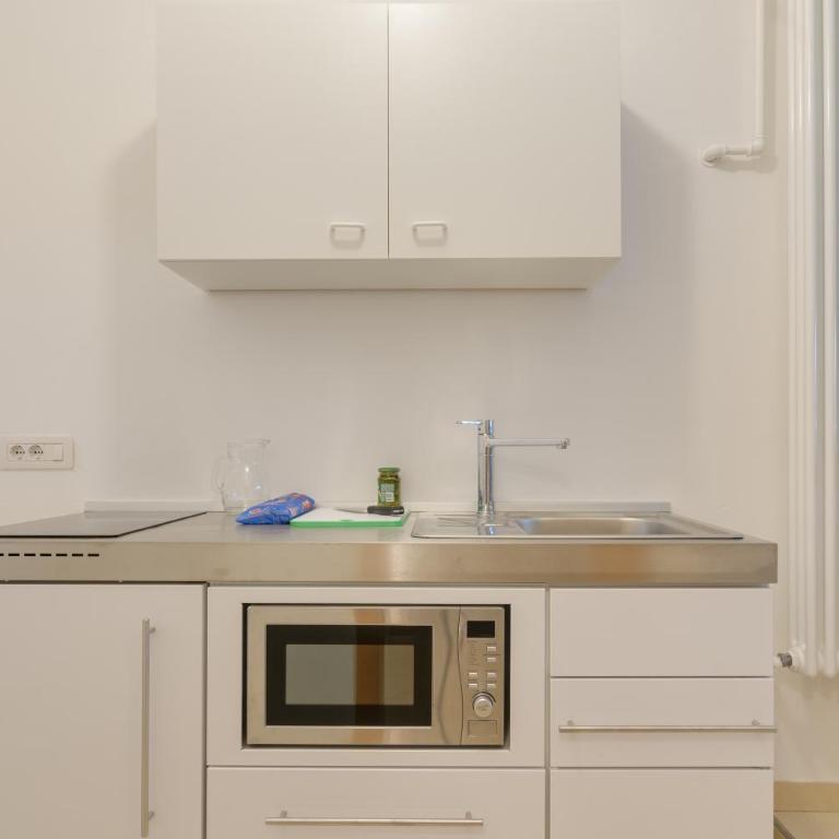 Peters Guest House - Familienstudio - 10